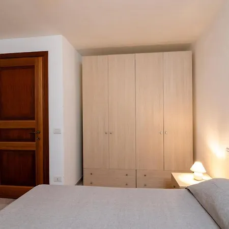 Amazing & Comfy - With Private Parking *